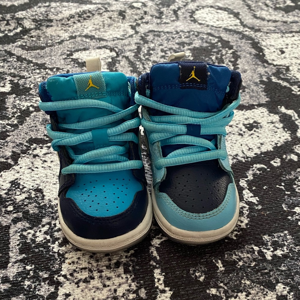 Jordan Retro 1’s